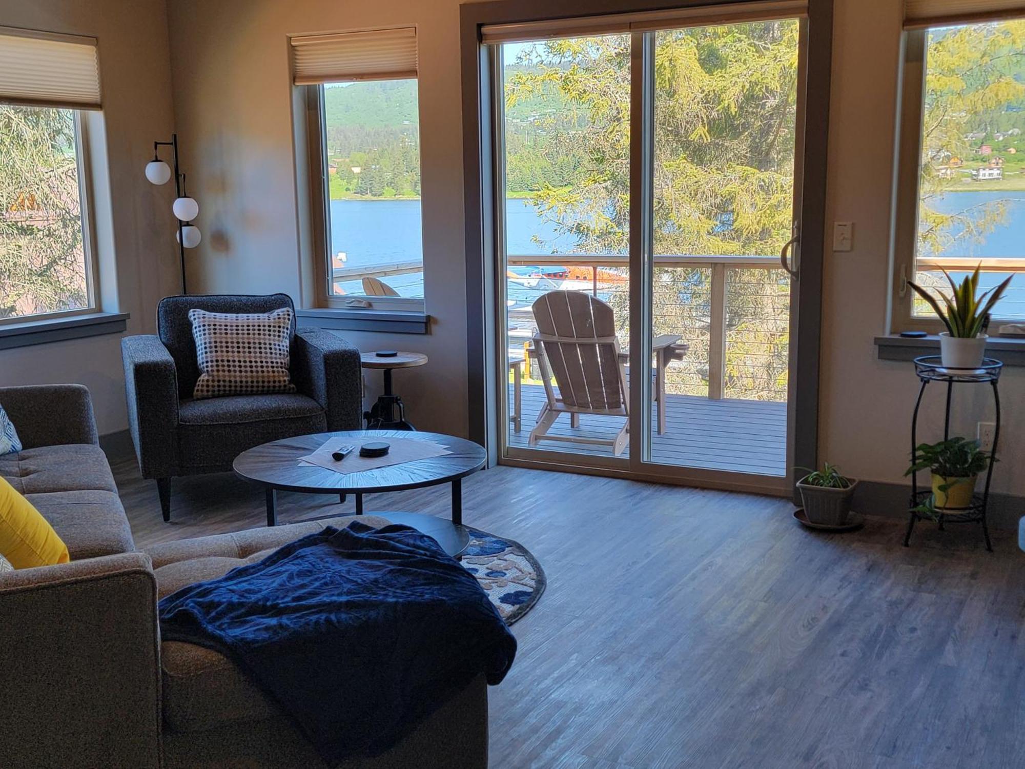 Lakeshore Lodging Suites Homer Eksteriør bilde